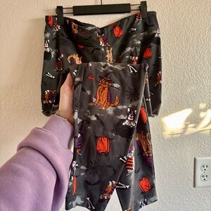 Time and Tru Gray Halloween Leggings with Dog and Spiderweb Print